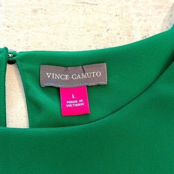 Vince Camuto green tunic Top - Picture 7 of 11